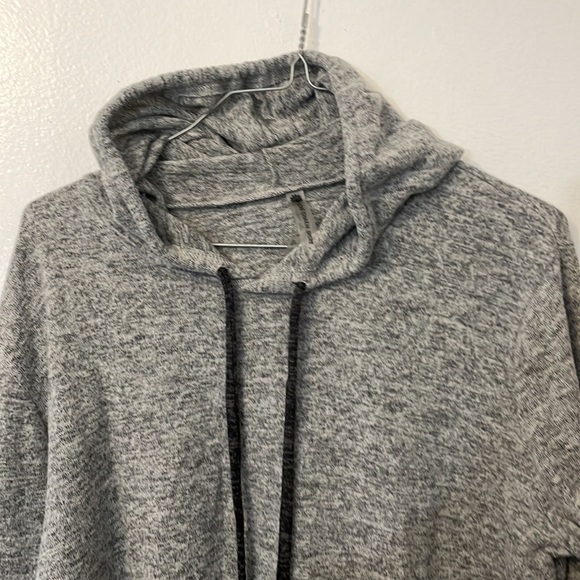 Love Charm Sport xl gray pull over hoodie - Picture 2 of 6